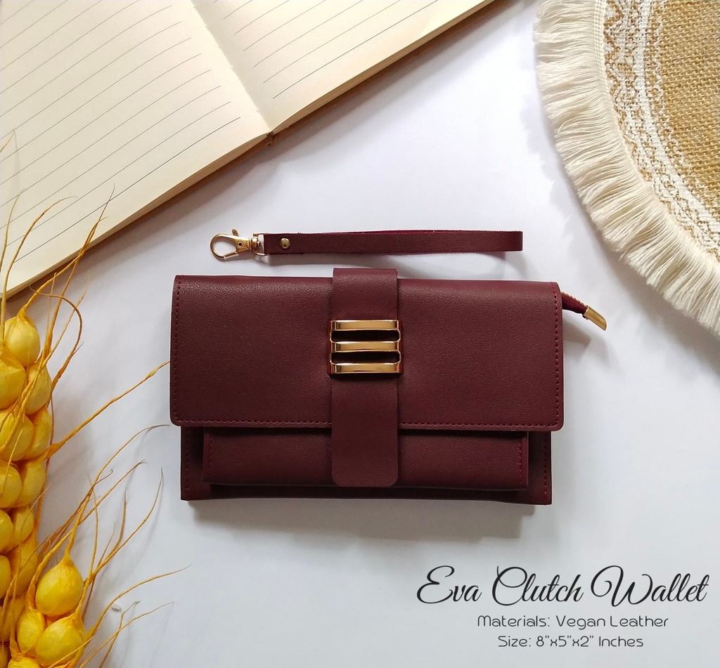 Eva Clutch Wallet